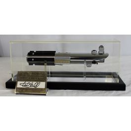 Master Replicas ESB Luke Skywalker Lightsaber Signature Edition