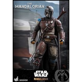 Hot Toys The Mandalorian Sixth Scale Figure