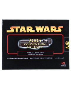 Master Replicas Scaled Saber Yoda (ROTS) (2005 Convention Exclusive)