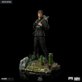 Sideshow Collectibles Star Wars Luke Skywalker and Grogu Training 1:10 Scale Statue by Iron Studios